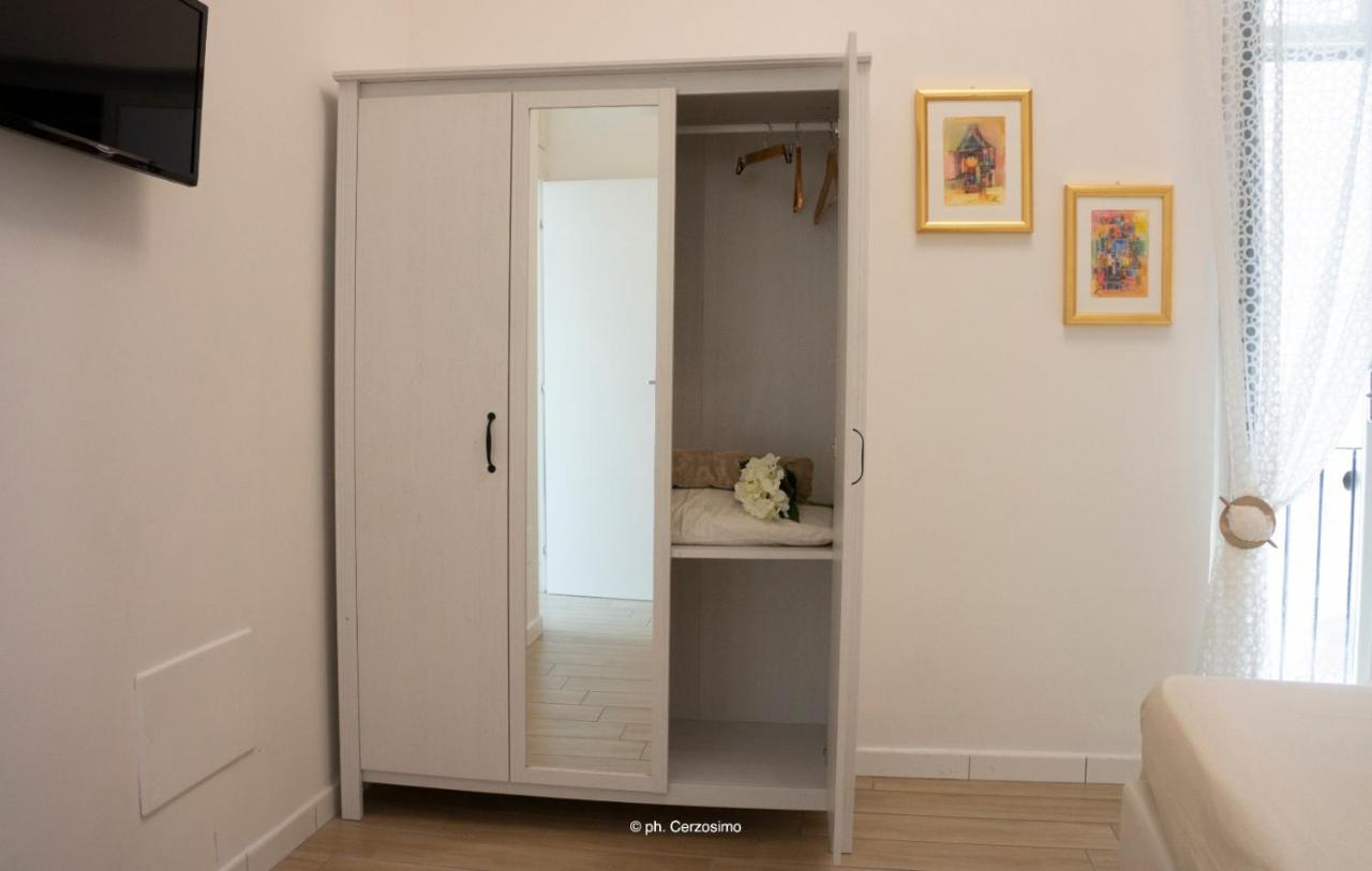 Sirene D'Amalfi Apartment Salerno Luaran gambar